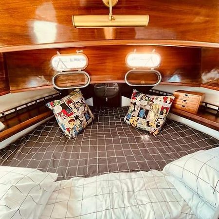 圣阿德里安-德贝索斯 Vintage Classic 70S Boat!酒店 外观 照片