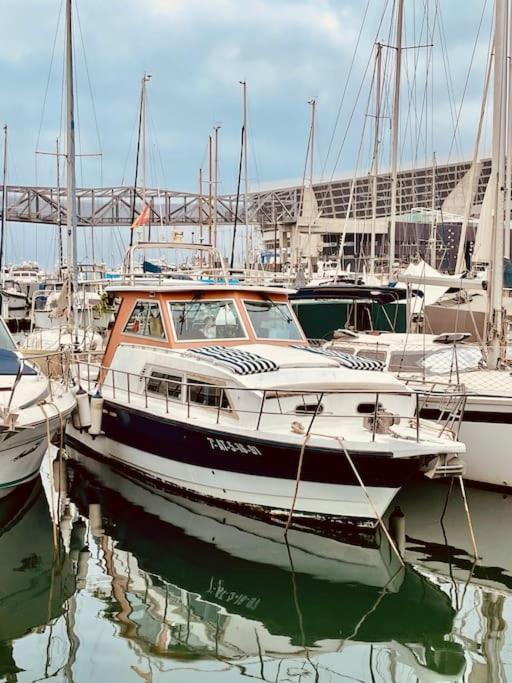 圣阿德里安-德贝索斯 Vintage Classic 70S Boat!酒店 外观 照片
